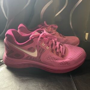 Nike Women's Vibrant Pink Athletic Shoes